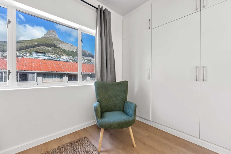 2 Bedroom Property for Sale in Sea Point Western Cape